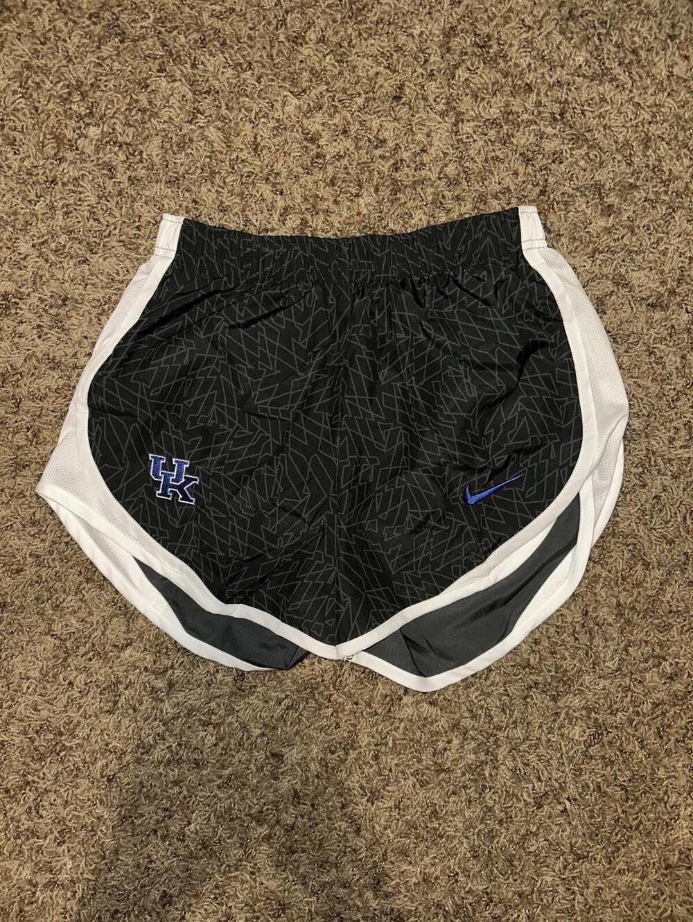Nike Kentucky Wildcats Tempo 3" Running Soccer Shorts